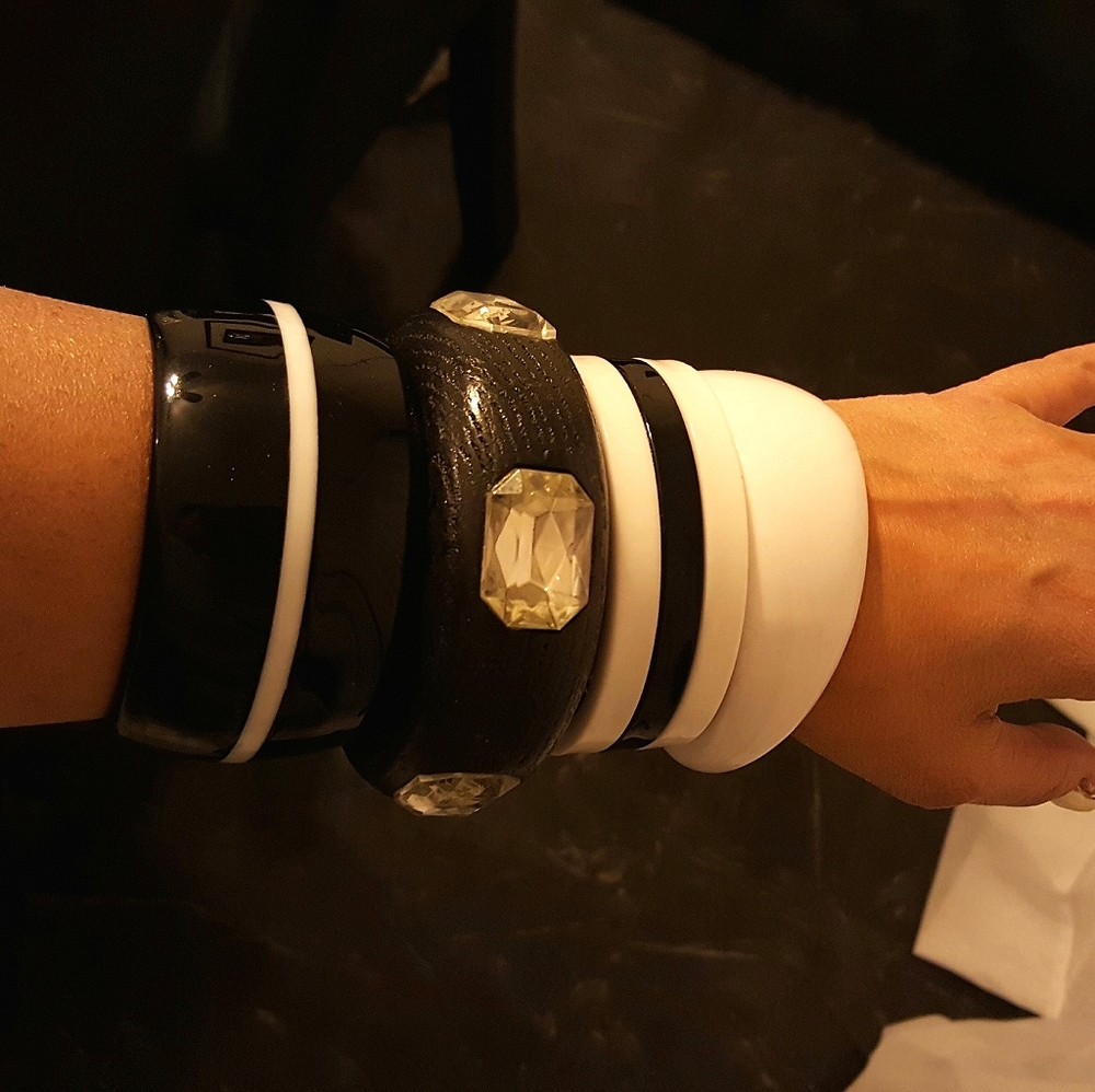 Bracelets Black & White Bundle - image 4